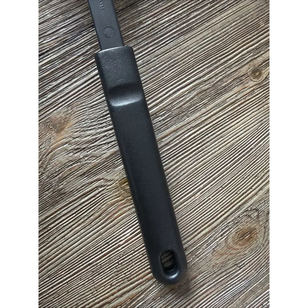 Calphalon Black Nylon solid Turner Spatula 14” Long 4” Wide Heat Resistant